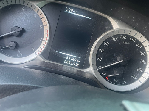 Nissan NP300 Frontier 2.5 Le Aa Mt