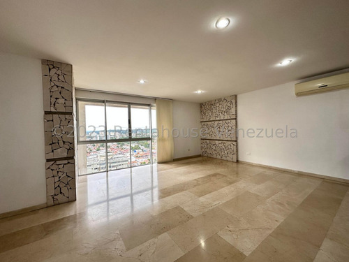 Sp Apartamento En Alquiler En El Parque La Musica Barquisimeto Lara, Venezuela. 140 M²