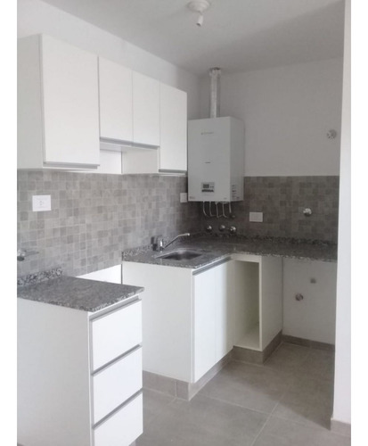 Venta Departamento De 1 Dor. - Externo Con Balcón - Av. 24 De Septiembre - Barrio General Paz - Córdoba Capital