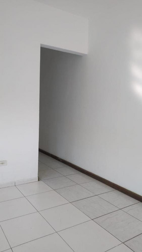Imagem 22 de 27 de Ótima Casa Térrea - 2 Dormitórios - 2 Vagas De Garagem - Colinas De Cotia - Cotia / Sp - Cs5230v