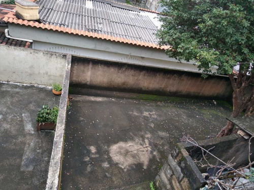 Imagem 17 de 25 de Casa 04 Quartos Próximo A Avenida Silva Lobo. - 2698