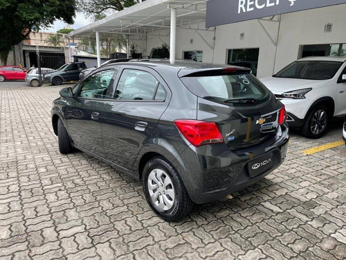 Imagem 8 de 15 de Chevrolet Onix 1.0 Mpfi Lt 8v Flex 4p Manual