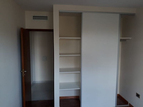 Imagen 6 de 13 de Departamento En Venta En La Plata