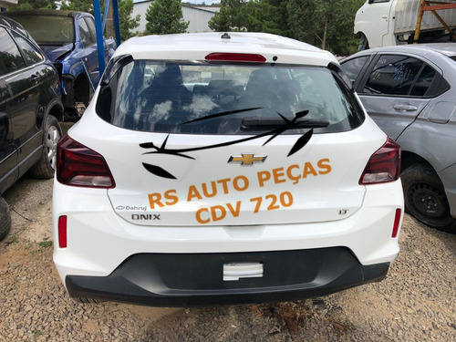 Imagem 3 de 10 de Sucata Onix 2021 3cc 1.0 Aspira. Com 14.266km - Rs Auto Peça