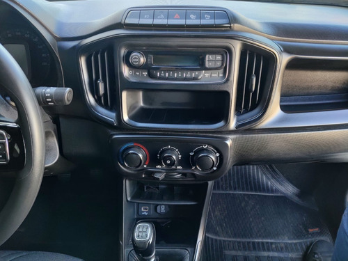 Imagem 18 de 23 de Fiat -strada 1.3 Firefly Flex Freedom Cd Manual