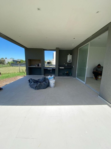 Casa Minimalista En San Ramon