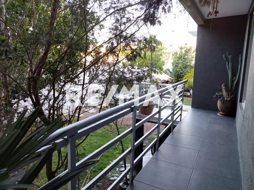 Casa En Venta En Privada Juriquilla