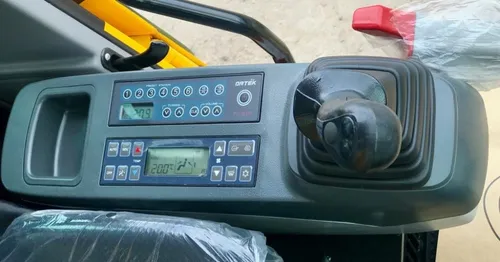Excavadora Lonking Cdm6240 22tn, 1.10m3, Cummins Anticipo!!!