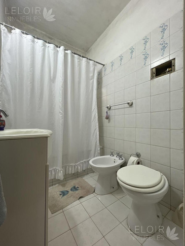 Imagen 10 de 19 de Casa En Venta 3 Amb En Parque Leloir