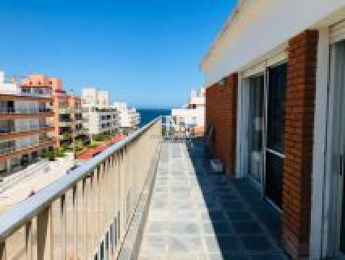 Apartamento En Península.- Ref: 3323