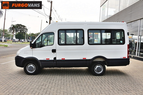 Imagem 11 de 14 de Iveco 2018 Daily 45s17 Minibus 16 Passageiros Branca (6450)