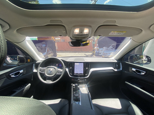 Imagen 22 de 25 de Volvo Xc60 B5 Mild Hybrid 2022