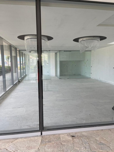 Magnífico Apartamento En Venta En Las Mercedes: Amplio Y De Lujo. Tu Próxima Residencia Te Aguarda En Este Codiciado Sector.
