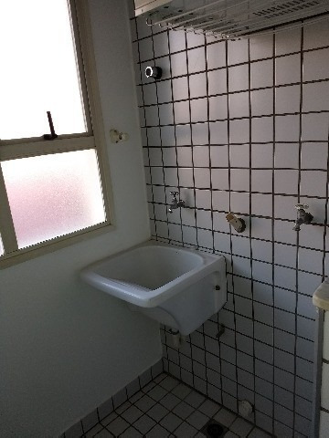 Imagem 24 de 25 de Apartamento No Centro, Com 78 M² -com 3 Dormt (sendo 1 Suíte Com Armário), Bh Social, Cozinha Com Armários, Lavanderia, Sala 2 Ambientes, Sacada Lateral, 2 Vagas Cobertas, Quartinh - Ap00356 - 322825