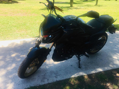 Dominar 400