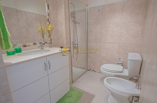 Apartamento En Venta - Pinares- Ref: 3878