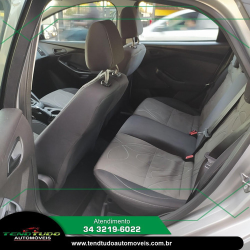 Imagem 7 de 7 de Ford Focus Se 1.6 Prata 2014