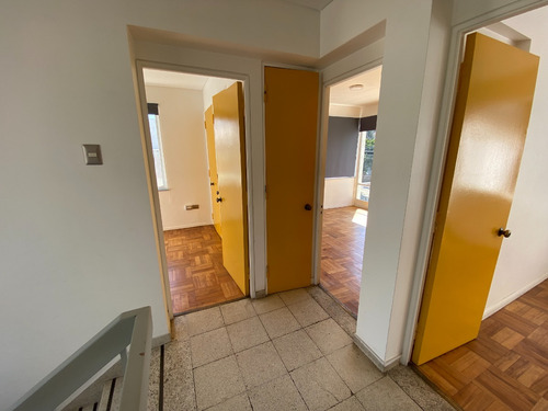 Casa 2 Pisos Uso Comercial En El Corazón De Talca