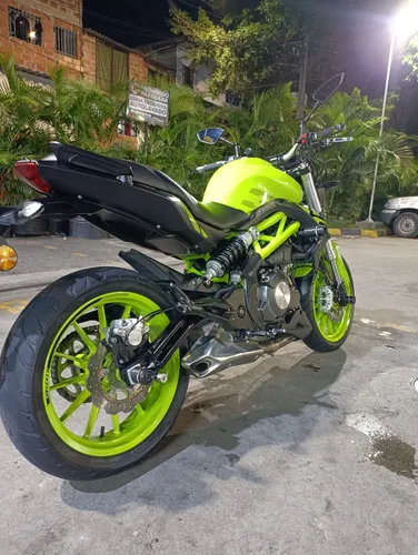 Benelli 302s 2023 Verde