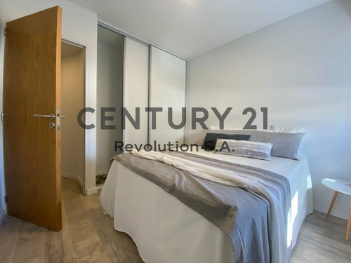 Imagen 9 de 13 de Departamento 2 Dormitorios Con Amplio Balcon Y Terraza Exclusiva Barrio Martin