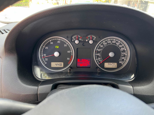 Imagen 25 de 25 de Volkswagen Bora 2012 1.8 Highline T Tiptronic Cuero