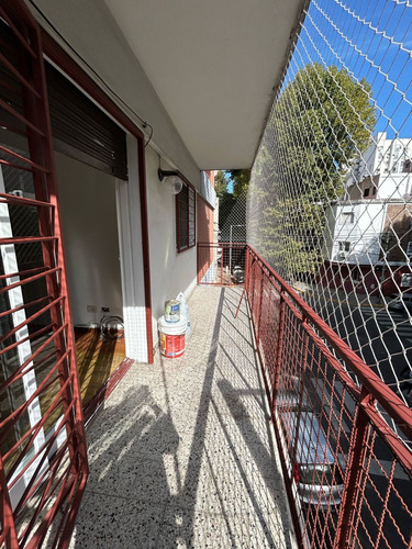 Dueño*** 3 Ambientes C/ Balcon A Mtrs De Av Rivadavia