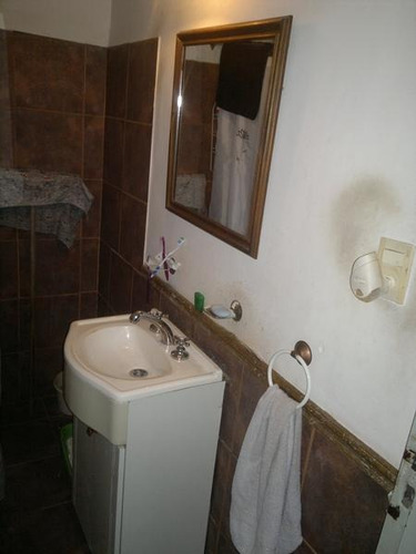 Imagen 3 de 8 de Departamento Tipo Casa - 3 Ambientes - Lanus