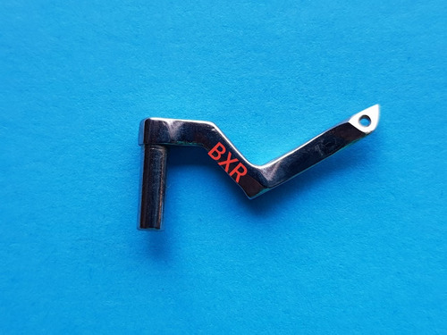 Imagen 2 de 6 de Gancho Superior Para Máquina De Coser Overlock Yamato