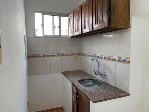 Imagen 5 de 11 de 2 Apartamentos En Alquiler 1 Dormitorio Capurro