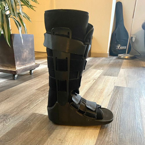 Bota Walker Ortopédica Talla L - Poco Uso