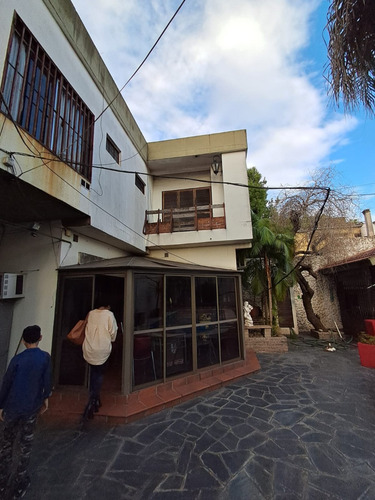 Venta Casa 5 Amb Haedo-c/jardin Y Pileta-garage
