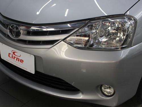 Toyota Etios Sedan Xls-mt 1.5 16v Flex, Qwe1895