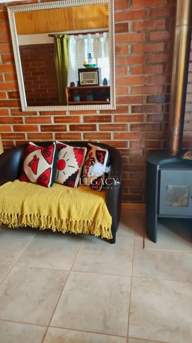 Imagen 2 de 12 de Casa En Parcela, Las Rojas