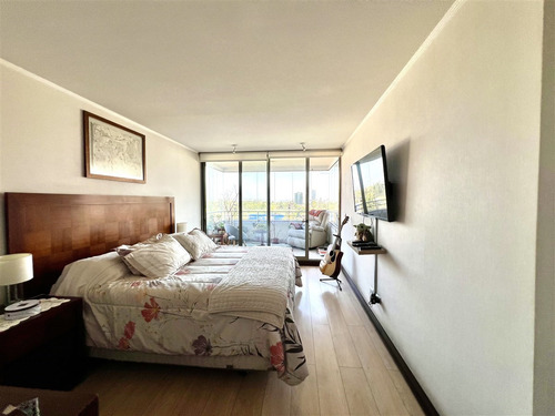 Departamento En Venta De 4 Dorm. En Las Condes