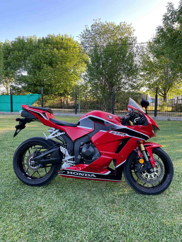 Imagen 10 de 17 de Honda Cbr 600rr
