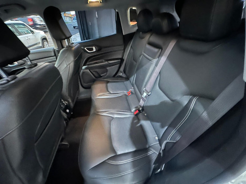 Jeep Compass LONG. T270 1.3 TB 4x2 Flex Aut.