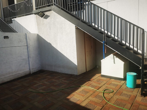 Imagen 21 de 22 de Hermosa Casa Barrio El Rosal(vende Dueño)