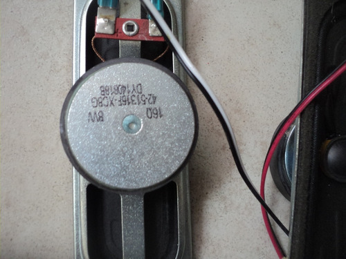 Imagen 1 de 3 de Par De Bocinas Originales Atvio Modelo Atv-32