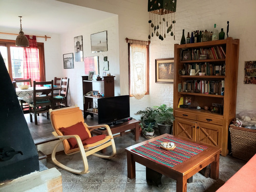 Venta De Casa En San José De Carrasco Sur 4 Dorm + Apto