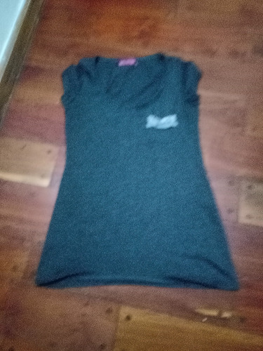 Remera Manga Corta Gris T.m .volados Bolsillo 