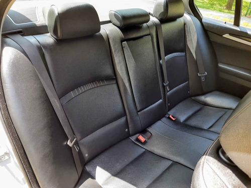Imagen 14 de 15 de 2015 Bmw 528i Luxury Line