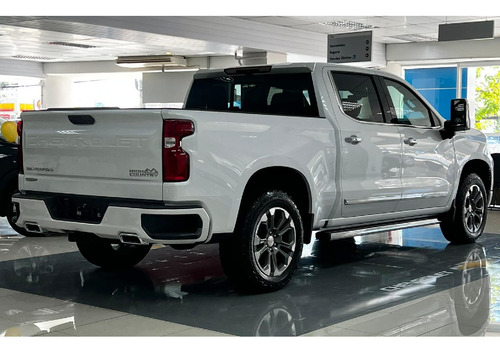 Chevrolet Silverado 5.3 V8 GASOLINA 1500 HIGH COUNTRY 4X4 AUTOMÁTICO