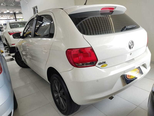 Imagem 3 de 12 de Volkswagen Gol 1.0 2014