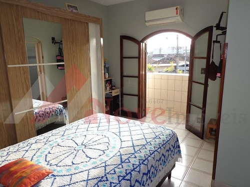 Imagem 2 de 6 de Casa Sobrado Para Venda, 3 Dormitório(s), 174.0m² - 570
