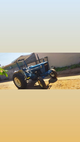 Trator Ford