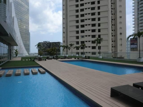 Imagen 13 de 14 de Venta De Apartamento Amoblado En Ph Colores 20-5015