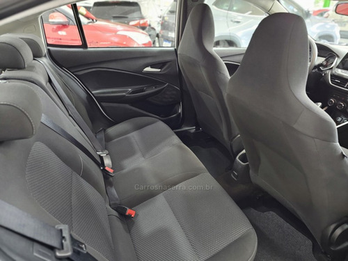 Chevrolet Onix 1.0 LT PLUS 8V FLEX 4P MANUAL