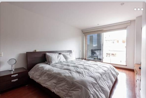 Imagen 8 de 14 de Vendo Apartartamento Chico Navarra Bogota Lindo Iluminado