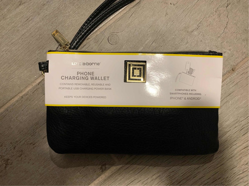 Imagen 1 de 2 de Bolsa De Mano Con Batería Luz Claiborne