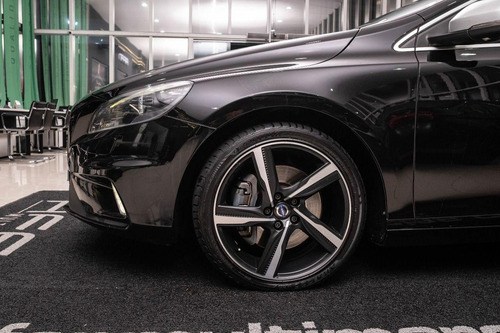 Volvo V40 T5 Rdesign